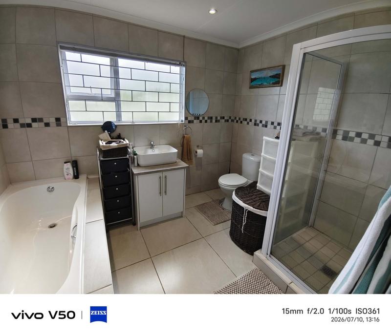 3 Bedroom Property for Sale in Hartenbos Heuwels Western Cape